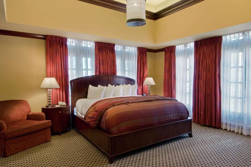 Hilton President Kansas City 3
