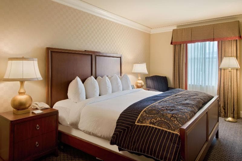 Hilton President Kansas City 5