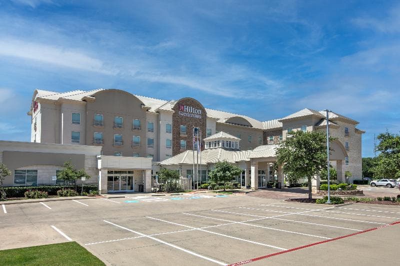 Hilton Garden Inn Dallas/Arlington 2