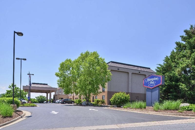 Hampton Inn Staunton 4
