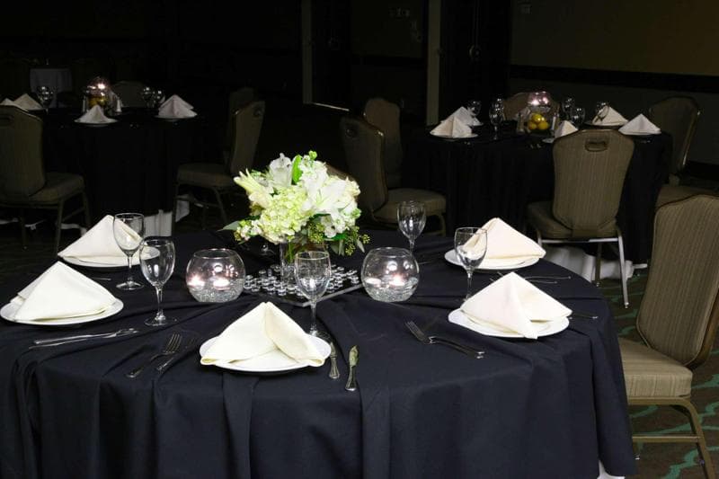 Embassy Suites by Hilton Dallas Market Center 5