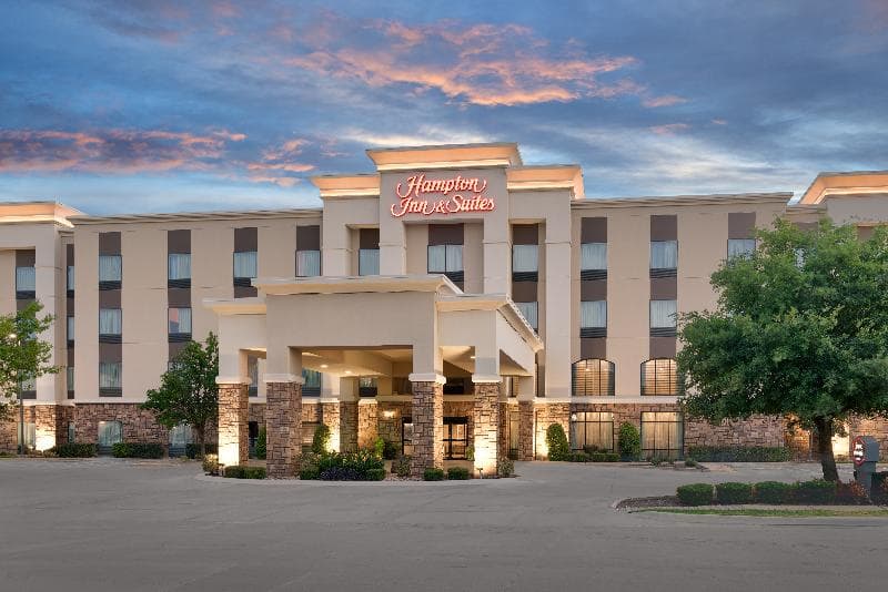 Hampton Inn & Suites Ft. Worth-Burleson 4