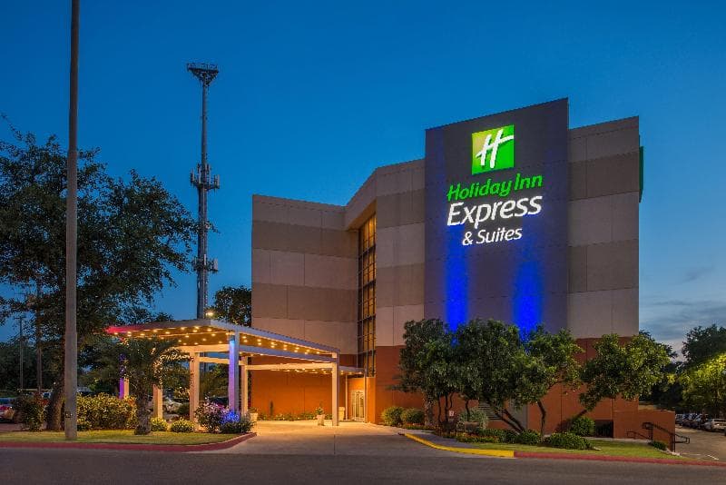 Holiday Inn Express & Suites San Antonio Medical Ctr North photo 1