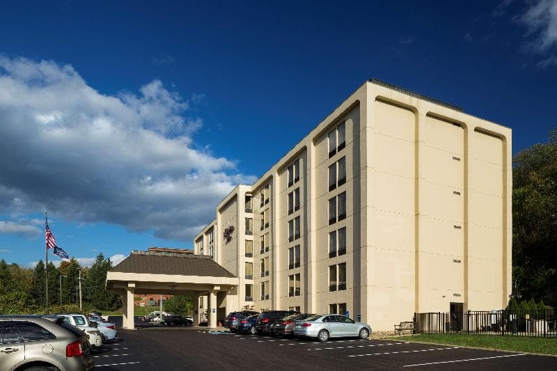 Hampton Inn Pittsburgh/Greentree photo 1