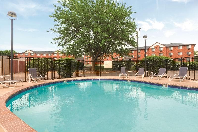 Hampton Inn Des Moines-Airport 3