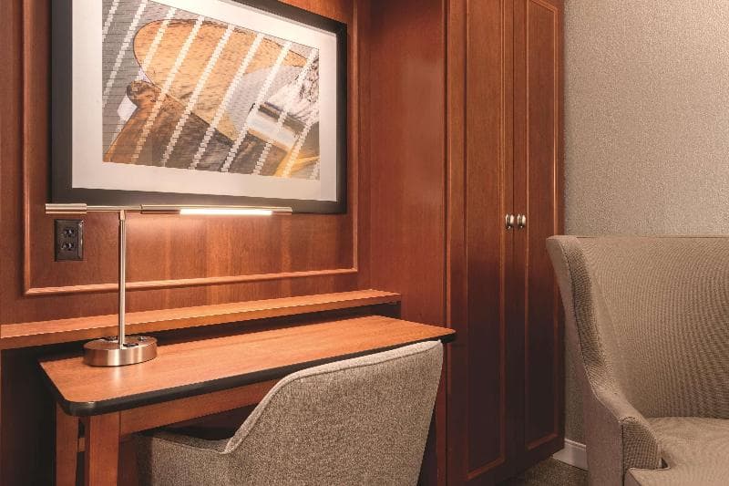 Hampton Inn Des Moines-Airport 4