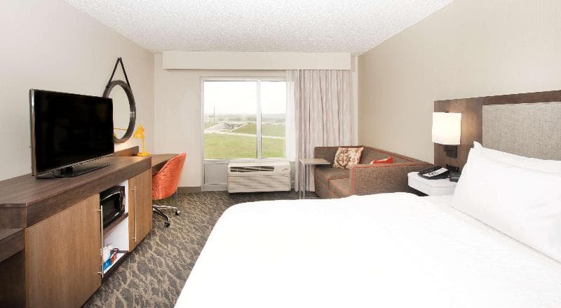 Hampton Inn & Suites N. Ft. Worth-Alliance Airport 5