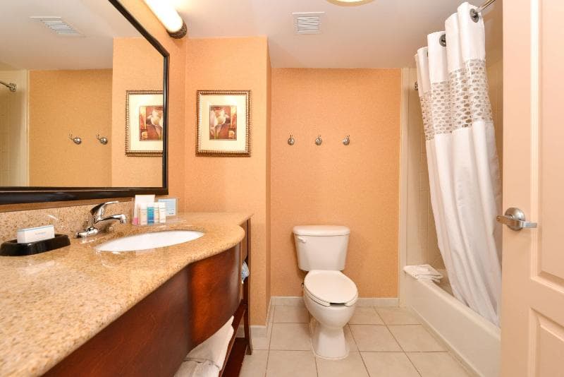 Hampton Inn & Suites Fredericksburg South 2