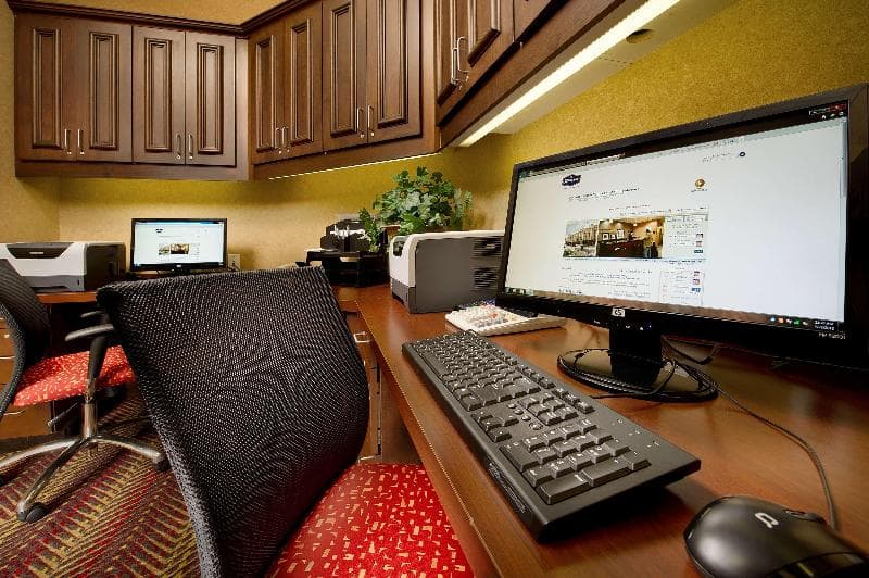 Hampton Inn & Suites San Antonio-Airport photo 1