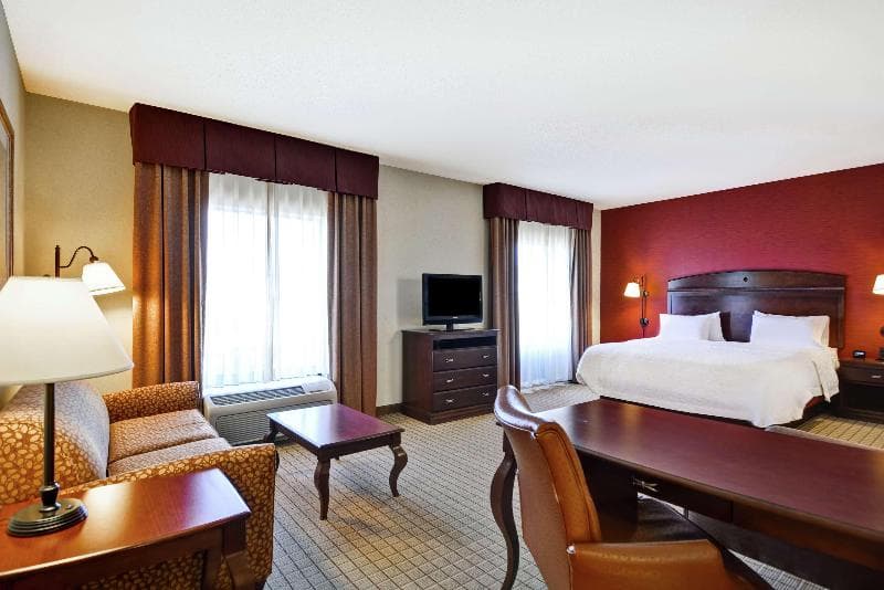 Hampton Inn and Suites Peoria at Grand Prairie, IL 2