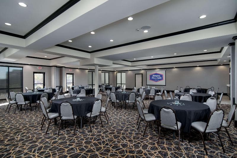 Hampton Inn & Suites Fort Worth-Fossil Creek 4