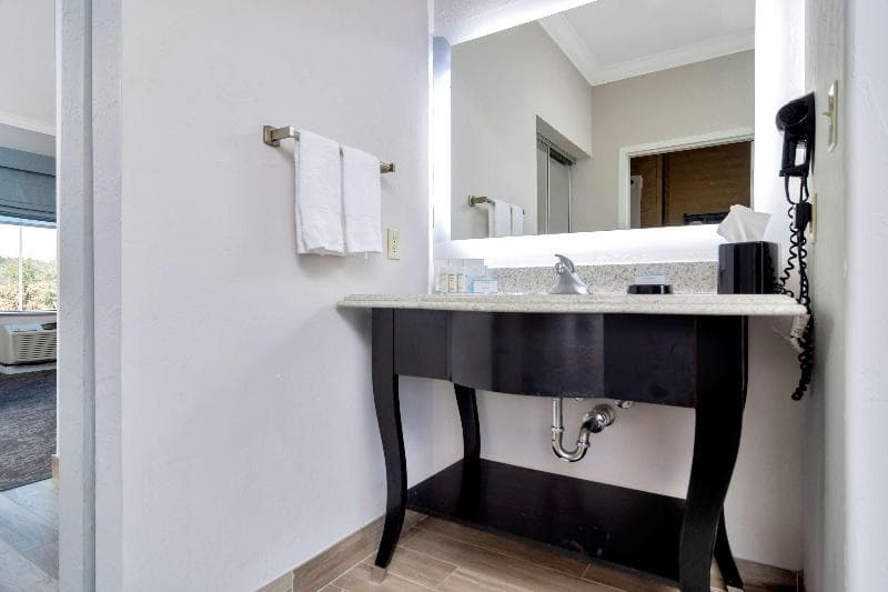 Hampton Inn & Suites Fort Worth-Fossil Creek 5