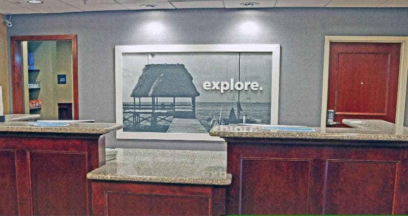Hampton Inn & Suites Norfolk-Airport 2