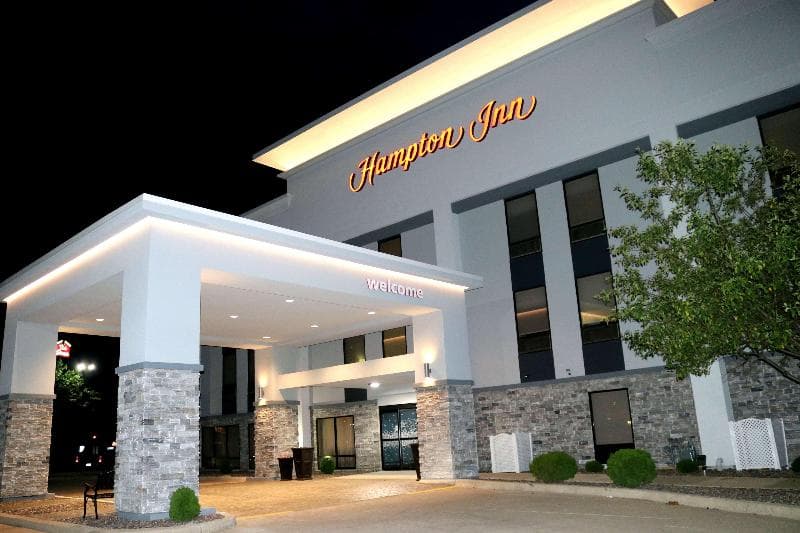Hampton Inn Bloomington West 4