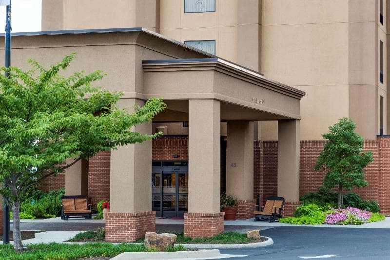 Hampton Inn Harrisonburg - South 4