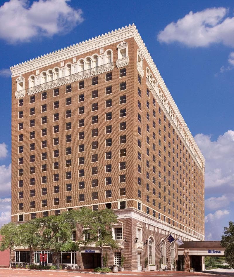 Hilton Fort Worth 3