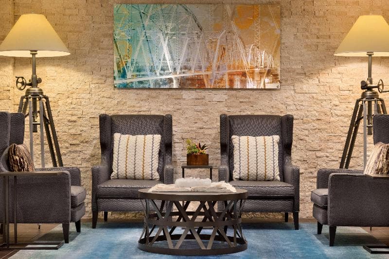 Embassy Suites by Hilton Austin Downtown South Congress 3