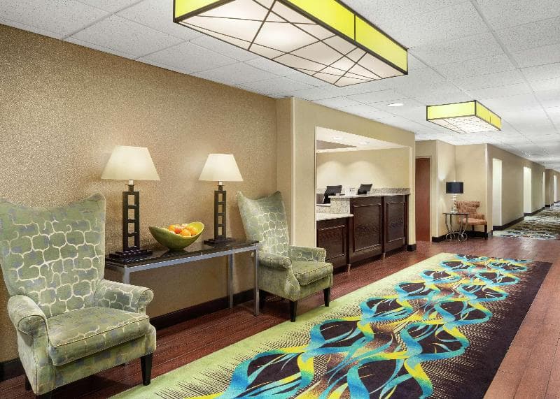 Hampton Inn Dallas-Irving-Las Colinas 4