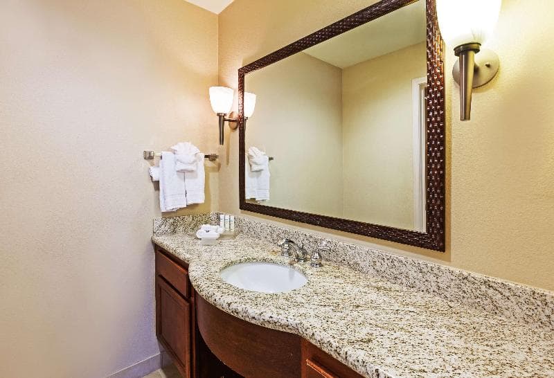 Homewood Suites by Hilton Laredo at Mall del Norte 2