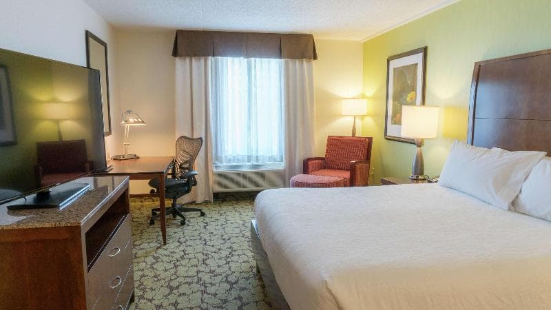 Hilton Garden Inn Plymouth 3