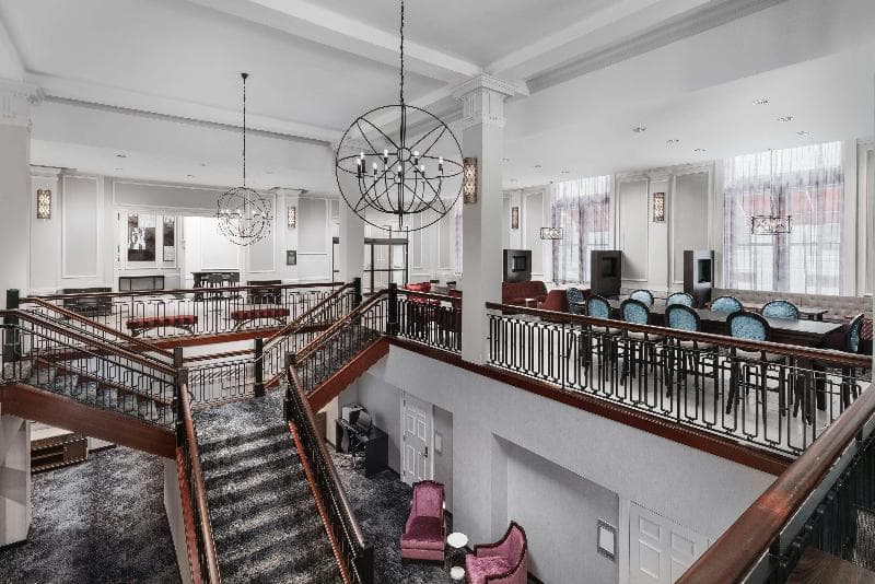 Hampton Inn & Suites Baltimore Inner Harbor 4