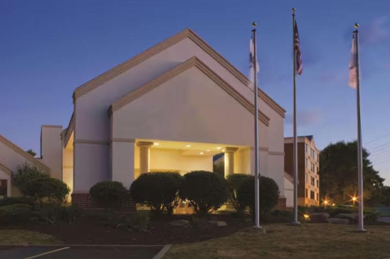 Wyndham Independence 1