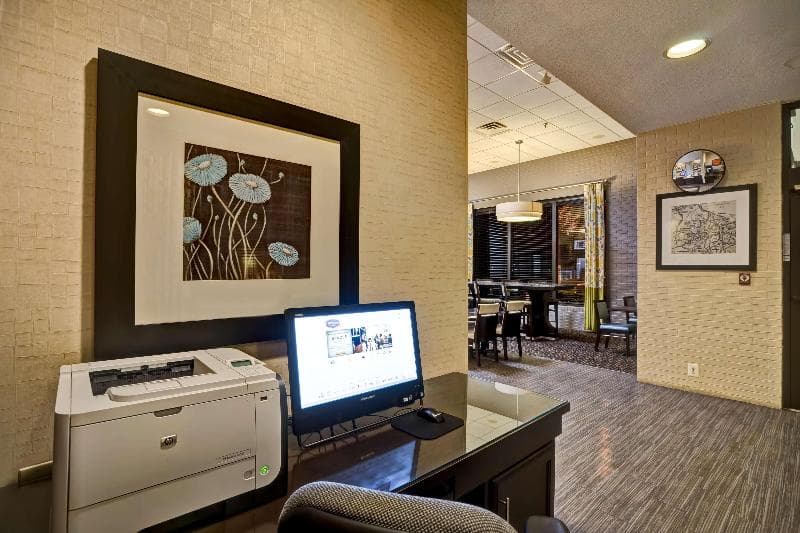Hampton Inn Norfolk-Naval Base photo 1