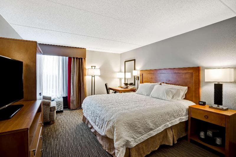 Hampton Inn Norfolk-Naval Base 2