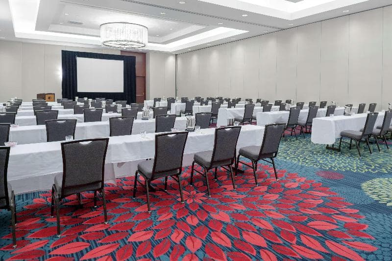 DoubleTree by Hilton Hotel Kansas City - Overland Park photo 1