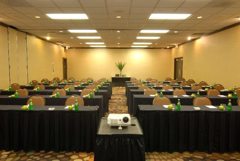 Embassy Suites by Hilton Dallas Love Field photo 1
