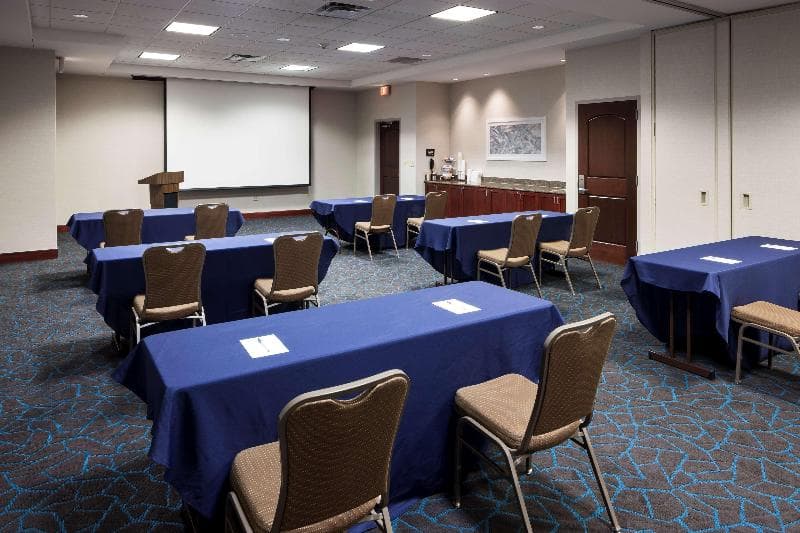 Hampton Inn & Suites Oklahoma City-Bricktown 2