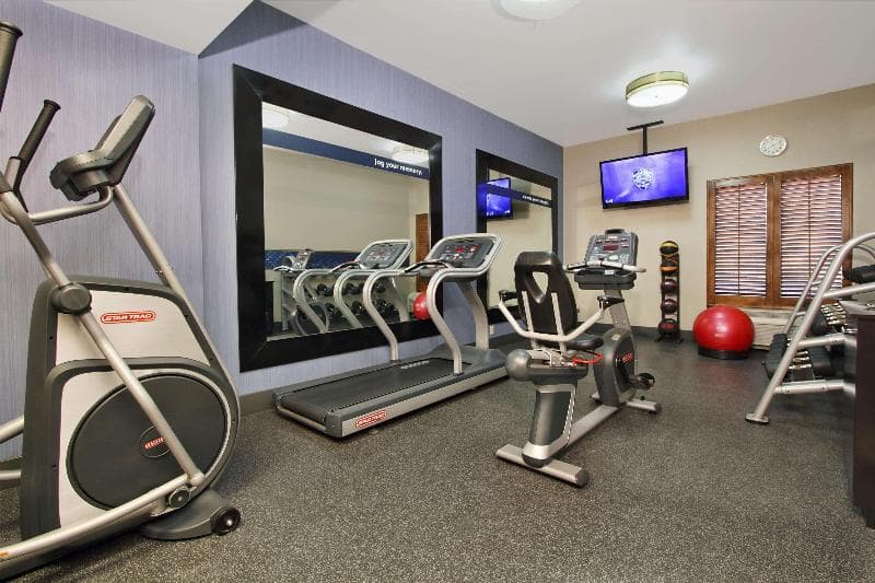 Hampton Inn Austin/Airport Area South 2
