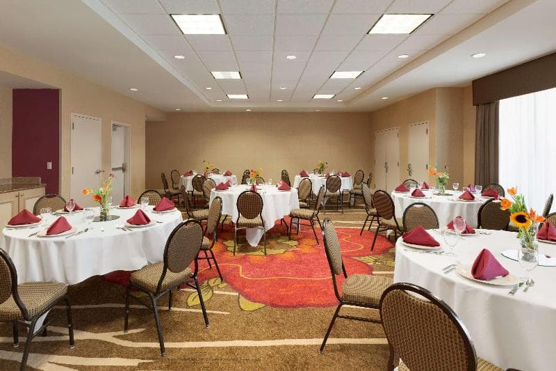 Hilton Garden Inn Fredericksburg 5
