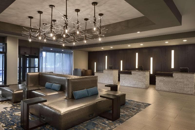 Embassy Suites by Hilton Columbus 4