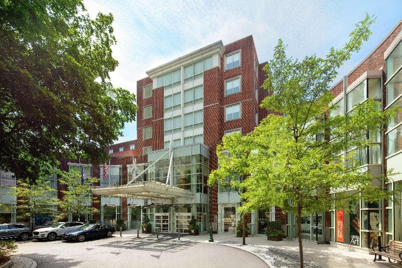 The Inn at Penn, a Hilton Hotel photo 1