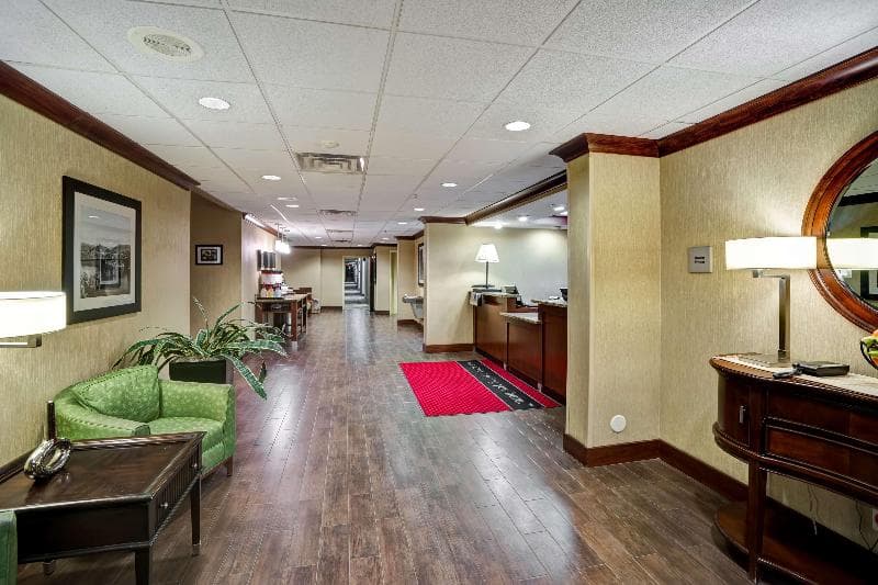 Hampton Inn Morgantown 2