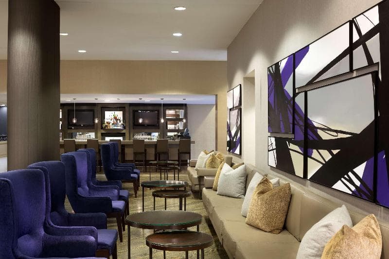 DoubleTree by Hilton Hotel Dallas - Campbell Centre 2