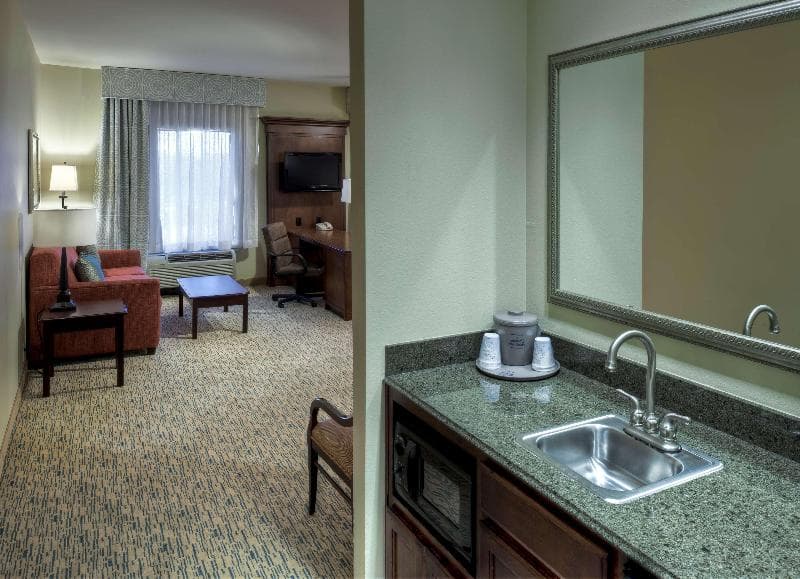 Hampton Inn & Suites Texarkana 3