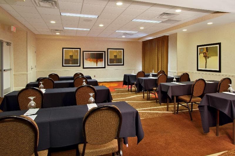 Hilton Garden Inn Columbus Airport 5