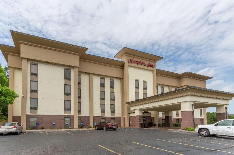Hampton Inn Jefferson City at Capital Mall 5