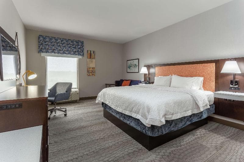 Hampton Inn Jefferson City at Capital Mall 3