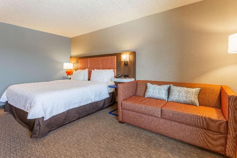 Hampton Inn Madison East Towne Mall Area 4