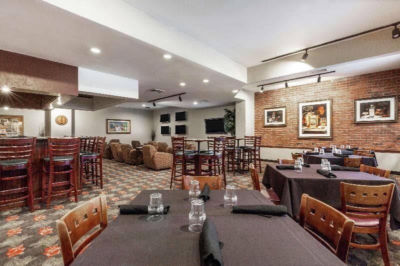 Embassy Suites by Hilton Kansas City Plaza 2