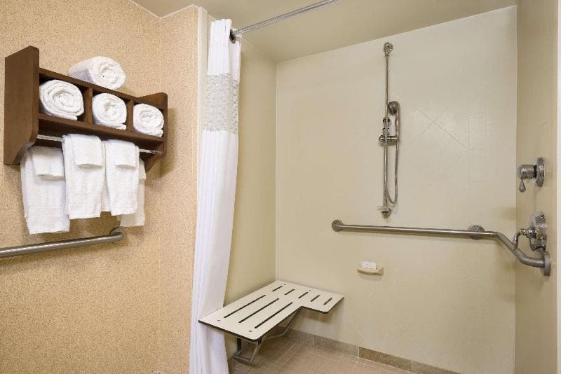 Hampton Inn & Suites Williamsburg-Central photo 1