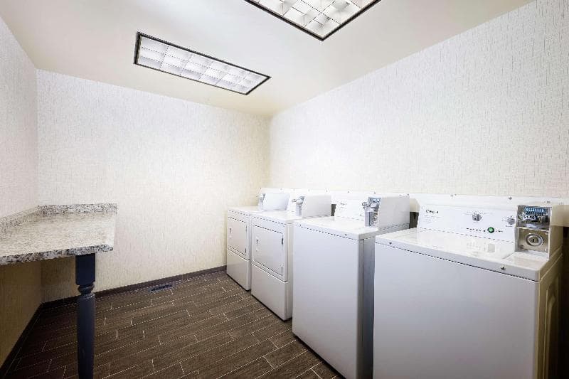 Hampton Inn Virginia Beach-Oceanfront North photo 1