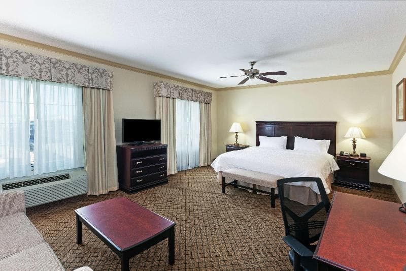 Hampton Inn & Suites Galveston 5