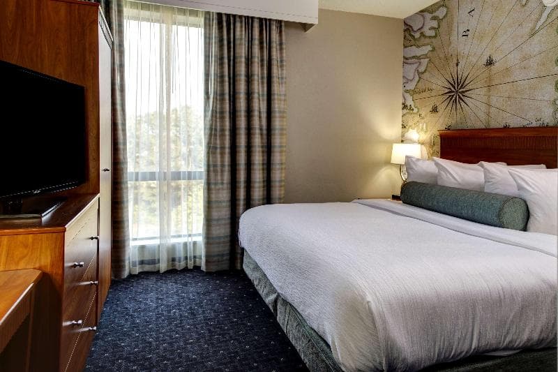 Embassy Suites by Hilton Williamsburg 4
