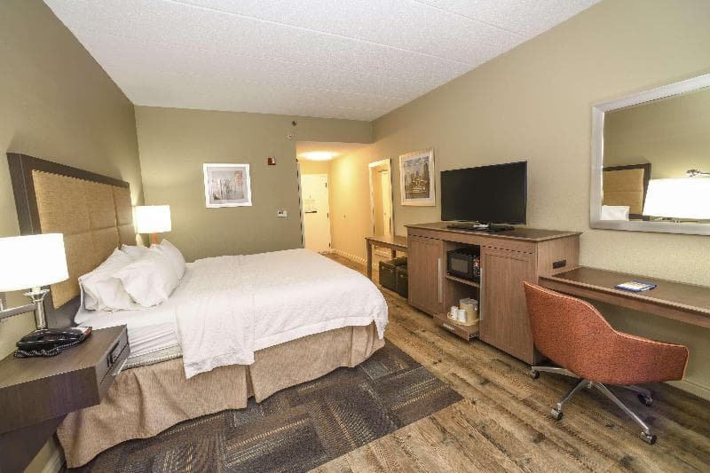 Hampton Inn Cincinnati-Eastgate photo 1