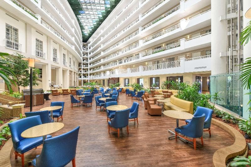 Embassy Suites by Hilton Alexandria Old Town 5