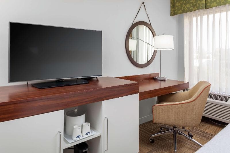 Hampton Inn Miami Dadeland 5